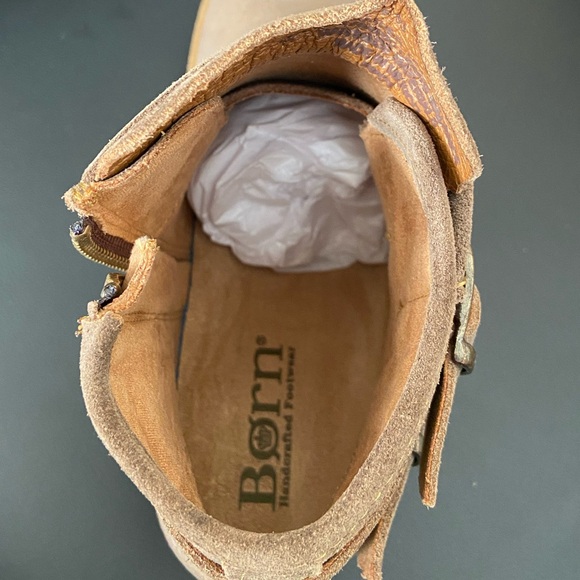 NEW Born Distressed Taupe Leather Ankle Booties Boots Brown Tan Women’s 8 M NIB - Picture 11 of 12